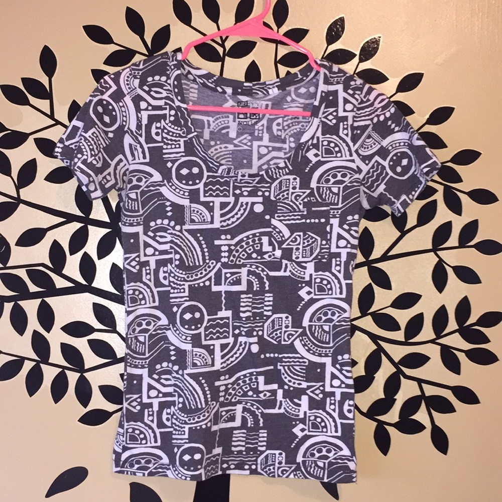 Patterned Tee - Picture 3 of 3